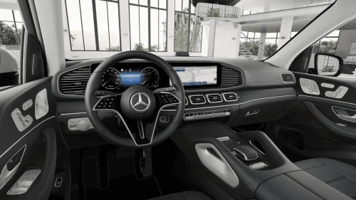 벤츠_GLE-Class_2025년형_가솔린 3.0_GLE450 4MATIC_color_int_가죽, 블랙.png